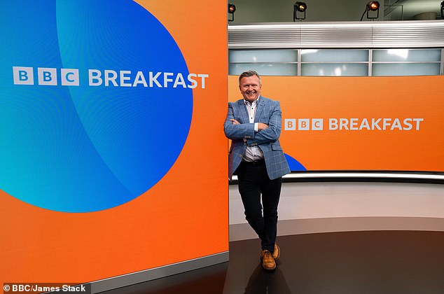 كان فريدياني محررًا لشركة BBC Breakfast منذ عام 2019 ، واتهم بزراعة جو