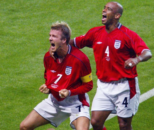 ديفيد بيكهام يكمل خلاصه في كأس العالم عام 2002