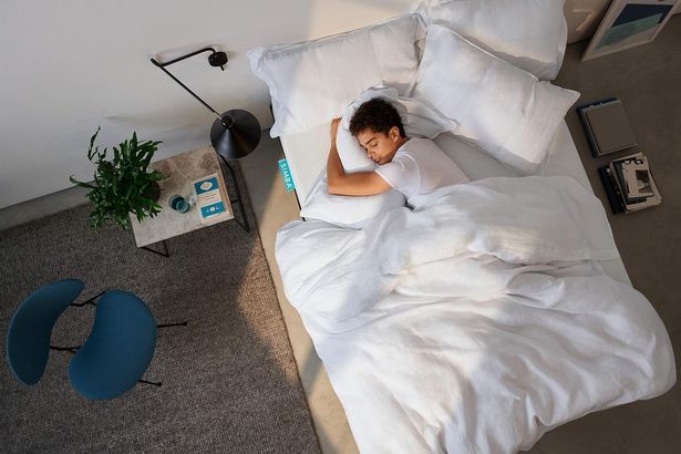 مرتبة Simba الهجينة الأساسية في حجم الملك معروضة للبيع في أمازون