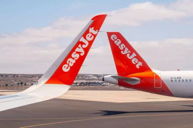 طائرة EasyJet في مطار Lanzarote