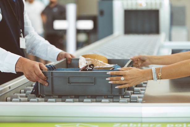 يقول الخبراء يقولون إنه يجب ألا تحاول الاحتفاظ بالضربات في أكياس محمولة