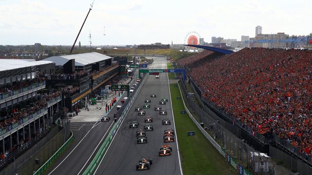 سباق الجائزة الكبرى في هولندا في حلبة دائرة Zandvoort