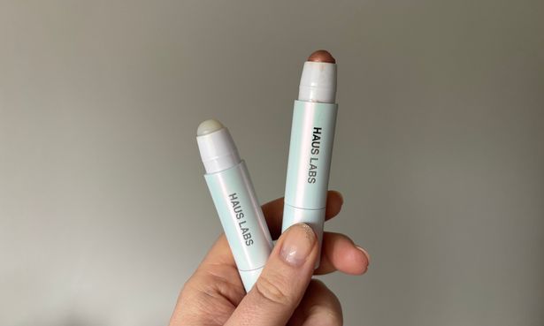 مختبرات Haus by Lady Gaga's Bio Radiant Highlighter Balm