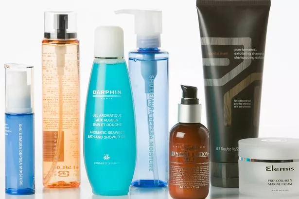 تتضمن المجموعة منتجات كاملة الحجم ويمكن أن تكون هدية مثالية لأحبائها (صورة ألبوم)