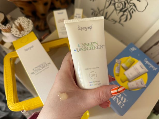 واقي الشمس غير المرئي هو Supergoop!