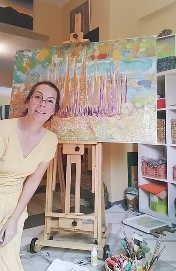 ترسم نيكول ما رآته بعد انتقاله إلى الجانب الآخر