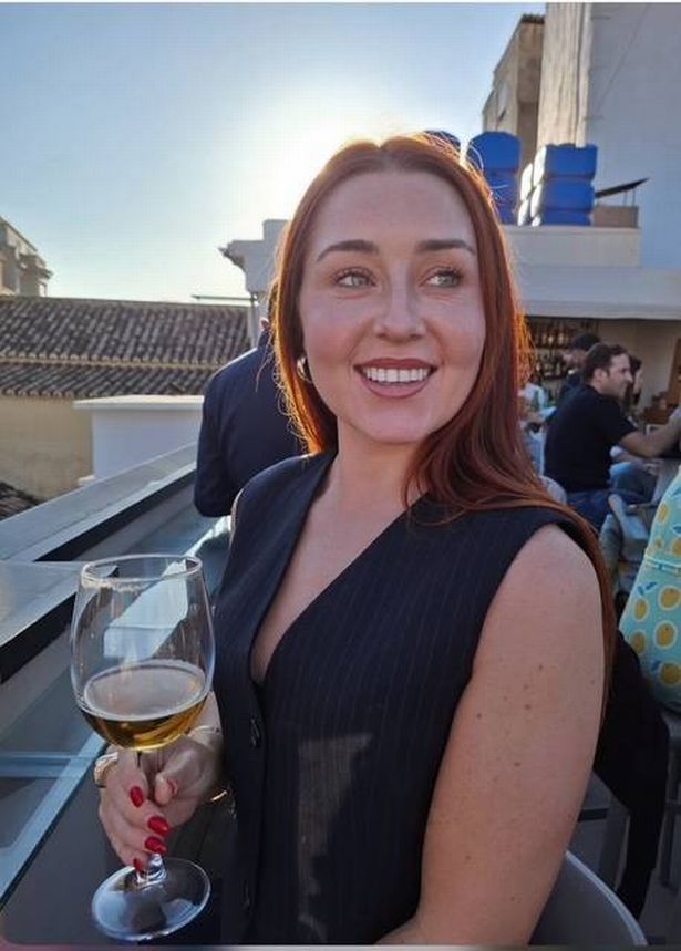 يعتقد توري كلينتون أن امتلاك Tipple الغريب بدلاً من الشرب الخمر ، واحتضان ثقافة حيث لا يكون العمل كل شيء ونهاية ، سمح لها بأن تصبح أفضل نسخة من نفسها