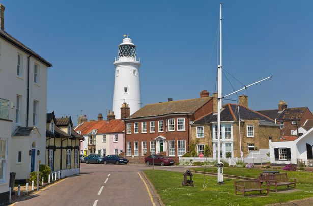 Lighthouse و St James Green في Southwold