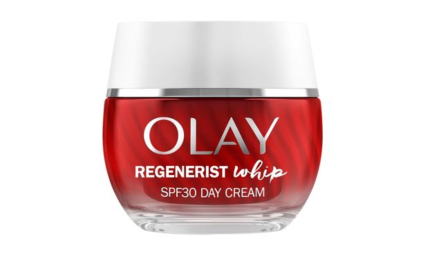 مرطب olay regenerist