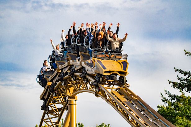 ركوب Hyperia في Thorpe Park