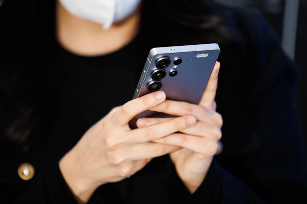 A Samsung Electronics Co. Galaxy S25 Ultra Smartphone خلال حدث معاينة الوسائط في سيول ، كوريا الجنوبية ، يوم الأربعاء ، 15 يناير ، 2025. تقوم شركة Samsung Electronics Co. المصور: Seongjoon Cho/Bloomberg عبر Getty Images