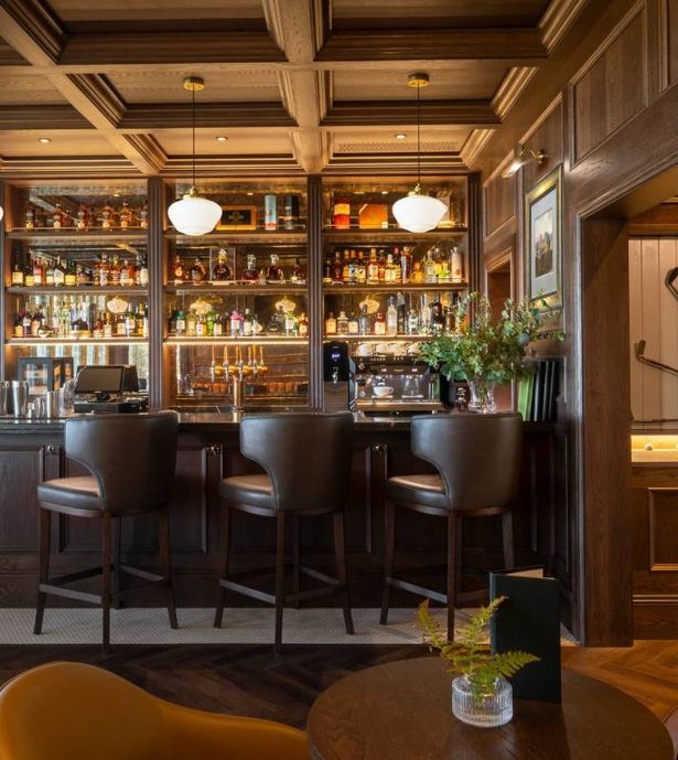 منطقة البار في الفندق