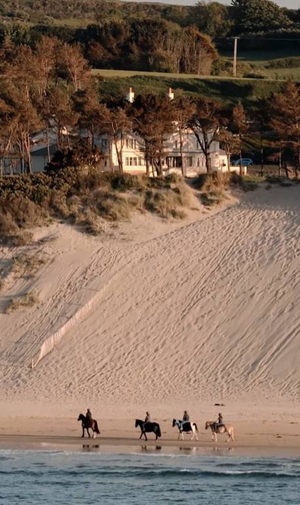   Dunluce Lodge على رأس الكثبان الرملية