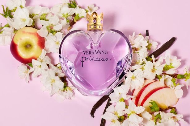 عطر الأميرة فيرا وانغ