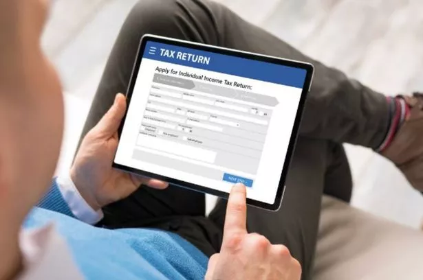 تم حث 2 مليون عامل لحسابهم الخاص على التصرف الآن أو مواجهة مفاجأة سيئة من HMRC