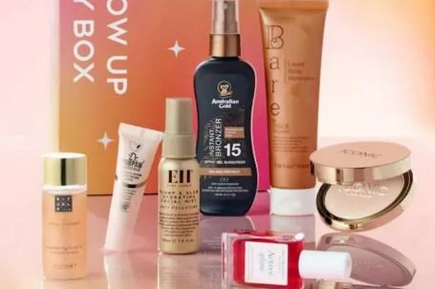 تبلغ قيمة صندوق الجمال في Next's Glow-Up 150 جنيهًا إسترلينيًا ولكنه يكلف 22 جنيهًا إسترلينيًا