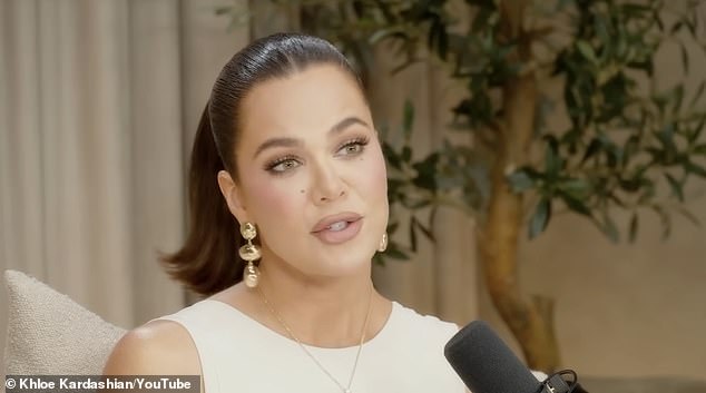 قالت Khloé إنها عمومًا أكثر راحة مع البث من الصور الثابتة