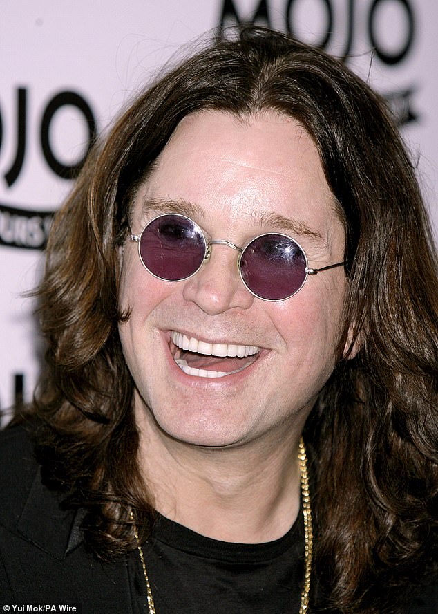 الثناء لا يزال يتدفق على المغني المعدني الثقيل Ozzy Osbourne ، في يونيو 2007