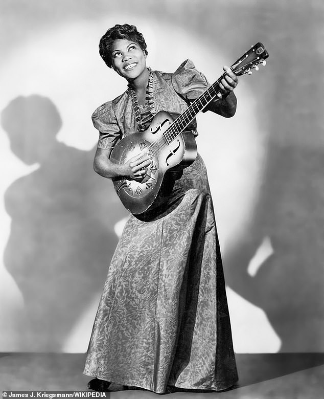 ستنتج Lizzo بعد ذلك ونبرة في سيرة ذاتية حول عازف الجيتار الكهربائي الرائد Rosetta Tharpe ، والتي ستقوم باحتفال أكبر أزعجها بالتمثيل حتى الآن