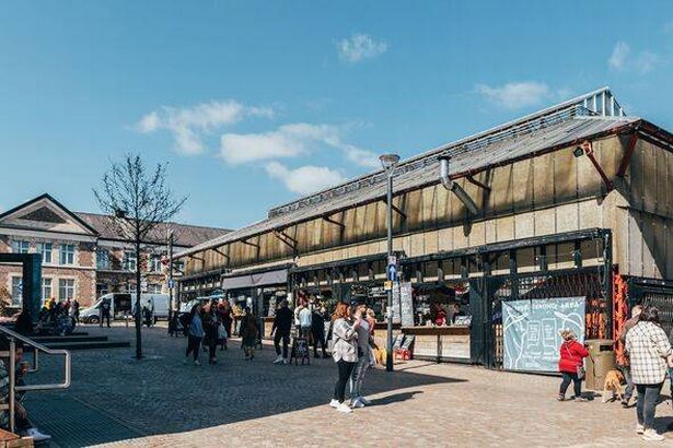شوارع Altrincham المزدحمة ، المملكة المتحدة