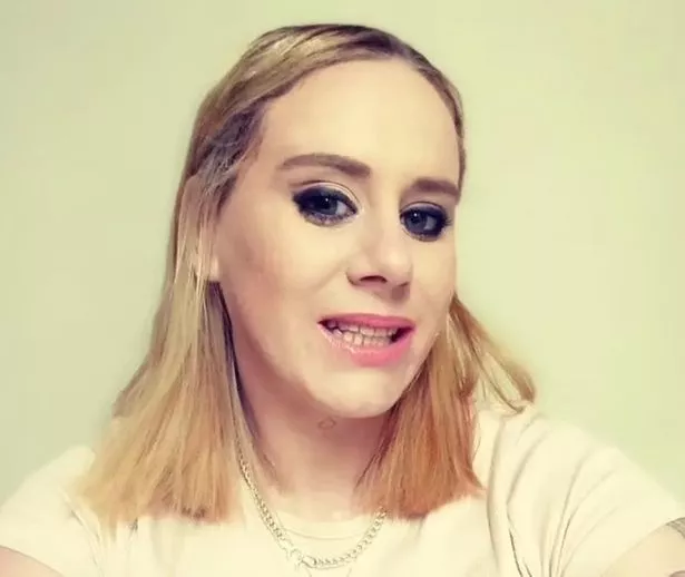 كانت بوني كولين في المجمع السكني في ذلك الوقت 