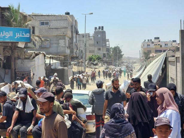 مخاوف من المجاعة في البحث عن الإمدادات