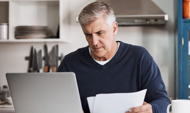 تعرض الحكومة لضغوط للإعلان عن تغييرات جذرية في مراجعة جديدة لتعزيز دخل الناس في التقاعد 