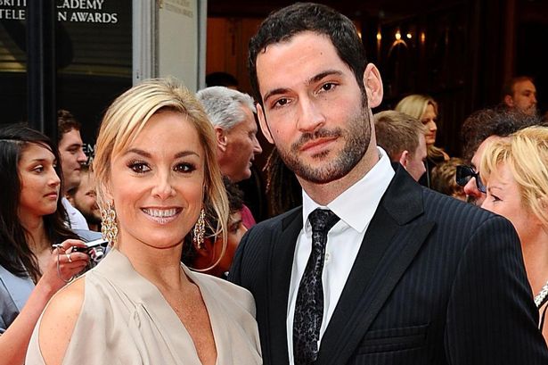 قام Tamzin outhwaite بالتسجيل في تطبيقات المواعدة