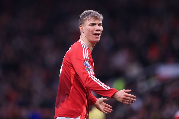 غالبًا ما بدا Rasmus Hojlund وكأنه لاعب يكافح للحصول على إجابات
