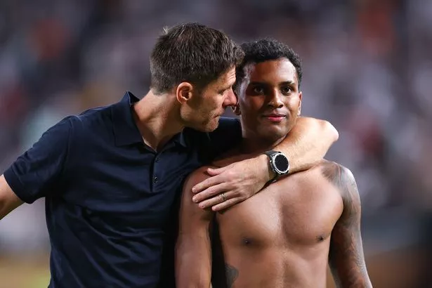 Xabi Alonso لا يعتمد على Rodrygo بالطريقة التي فعلها Carlo Ancelotti