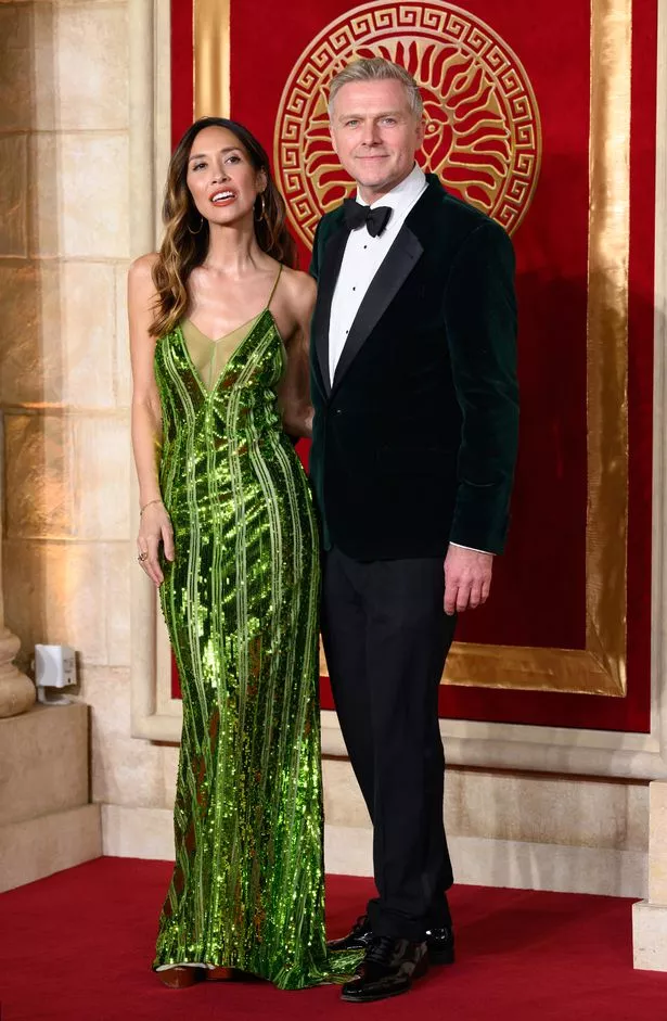 تعمل Myleene الآن مع سيمون موتسون