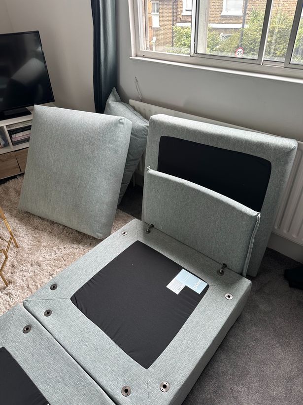 استغرقت عملية التجميع أقل من خمس دقائق