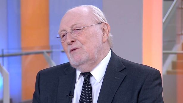 قال اللورد كينوك إن حزب الانفصال اليساري سيساعد أعداء حزب العمال فقط