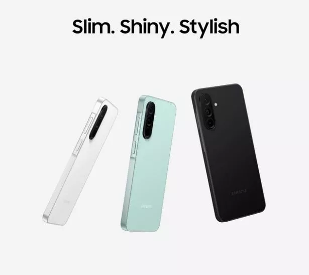 التسمية التوضيحية: الهاتف الذكي Samsung Galaxy A26 5G ، ذكاء رائع ، ذاكرة سعة 8 جيجابايت ، تخزين 256 جيجابايت ، كاميرا 50 ميجابكسل ، براعم المجرات السوداء 3 ، رمادية https://www.amazon.co.uk/samsung-a26-smartphone-intelligence-manufacturer/dp/b0dxvlzxd3؟ie=utf8&th=1&inkcod E = SL1 & TAG = MANCHESTERENINGNEWS00-21 & LINKID = 8EA059B32E5C16D234F8805A34AAD28C & LANGUES = EN_GB & Ref_ = AS_LI_SS_TL