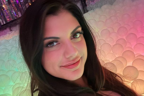 آنا ، أم واحدة من لندن تعمل في الموارد البشرية ، خضعت لعملية علاجية شاقة