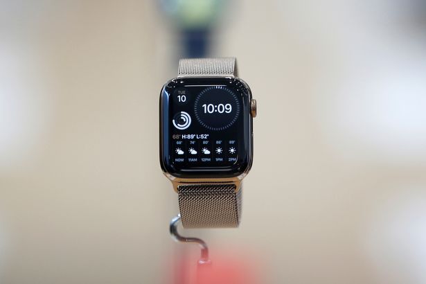 سلسلة Apple Watch 5