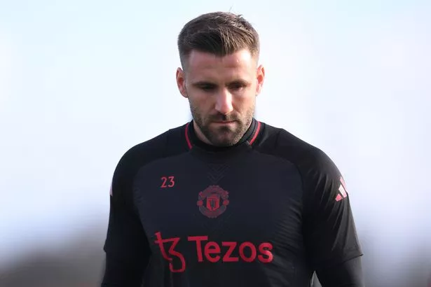 مانشستر ، إنجلترا - 29 يناير: شارك لوك شو من مانشستر يونايتد في جلسة تدريب في الدوري في دوري أوروبا في الدوري الأوروبي 2024/25 في مجمع كارينجتون للتدريب في 29 يناير 2025 في مانشستر ، إنجلترا. (تصوير بن روبرتس صور/غيتي الصور)