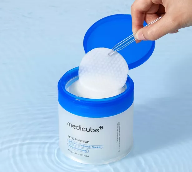 منصات Medicube تعمل حتى على الخروج من مشكلات نسيج الجلد