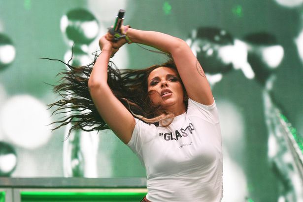 ارتفع Jade Thirlwall إلى الشهرة في Little Mix