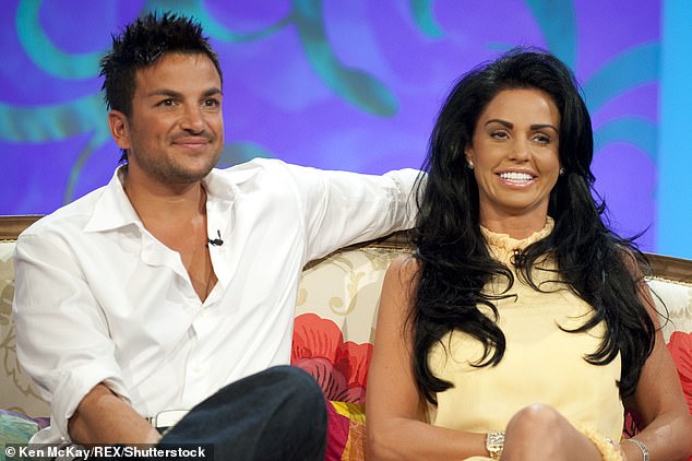 يتم تقديم برنامج Princess الجديد من قبل شركة Pete's Management Company ، Can Associates ، التي رعاية Katie عندما كانت مع Pete من عام 2003 حتى عام 2009 ، وهو العام الذي ينقسمون فيه بشكل مثير (في الصورة في عام 2009)