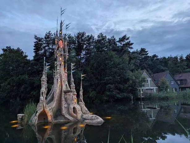 نحت خرافي رائع في Efteling