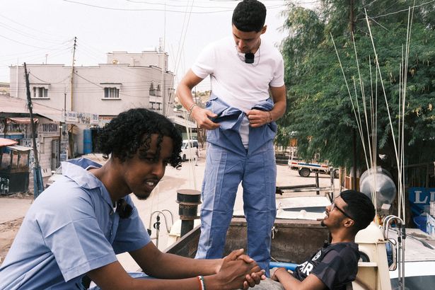 أطفال المستعمرة