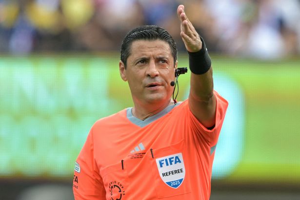 في جميع أنحاء كأس العالم للنادي ، تم التجربة التكنولوجيا الجديدة وكانت نجاحًا كبيرًا