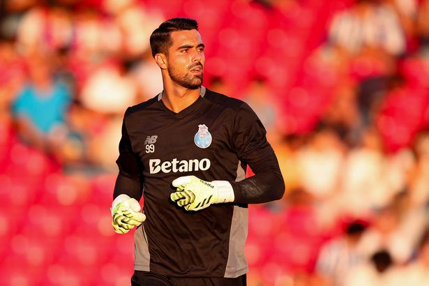 Diogo Costa تسخين لبورتو