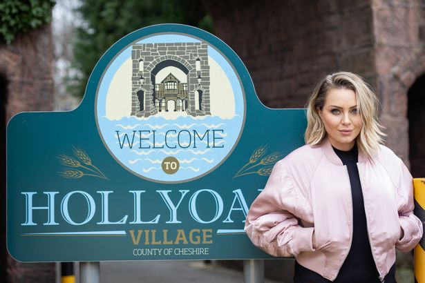 ريتا حاليا تقوم ببطولة Hollyoaks