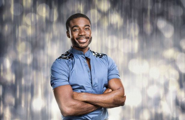 فاز Ore Oduba بشكل صارم بالرقص في عام 2016