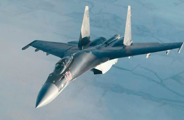 مقاتل روسي SU-35S