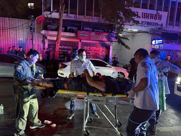 ويلي جديلة حضرها المسعفون بعد حادث تحطم