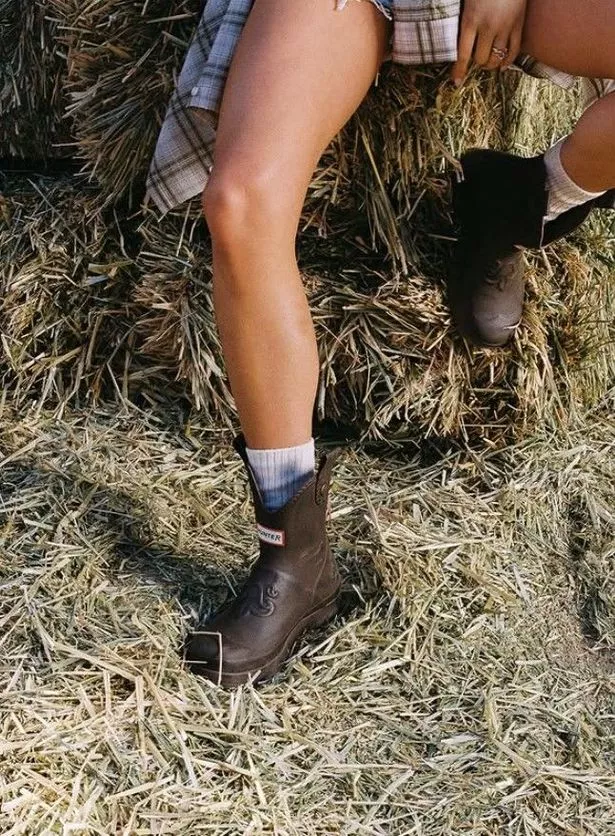 تمثل ويلز X Hunter Cowboy Boot Wellies