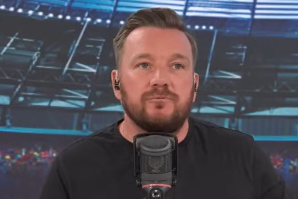 جيمي أوهارا تبحث غاضبًا يتحدث على Talksport